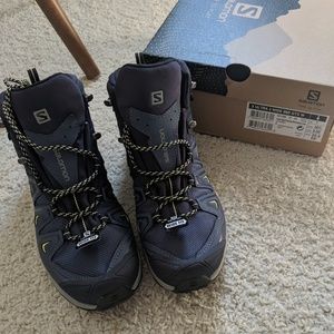 Brand New Salomon hiking boots X Ultra GTX 8.5 W